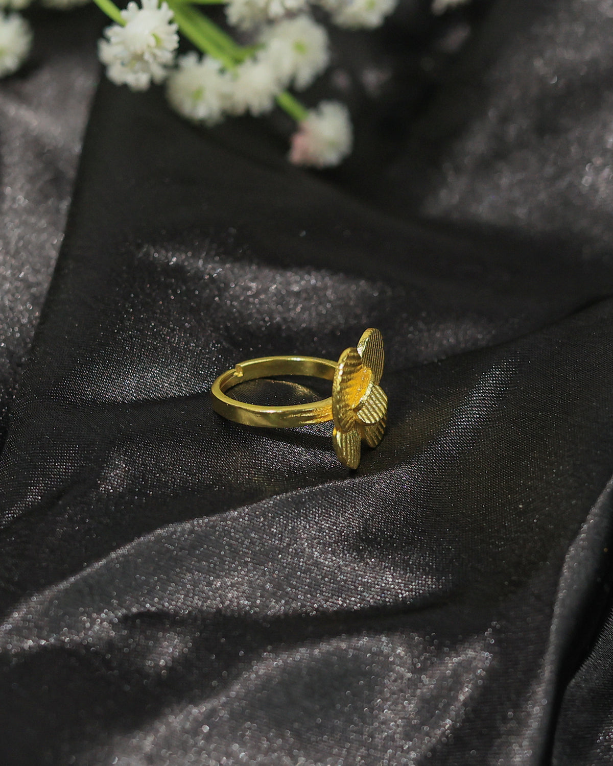 Bloom Petal Textured Ring