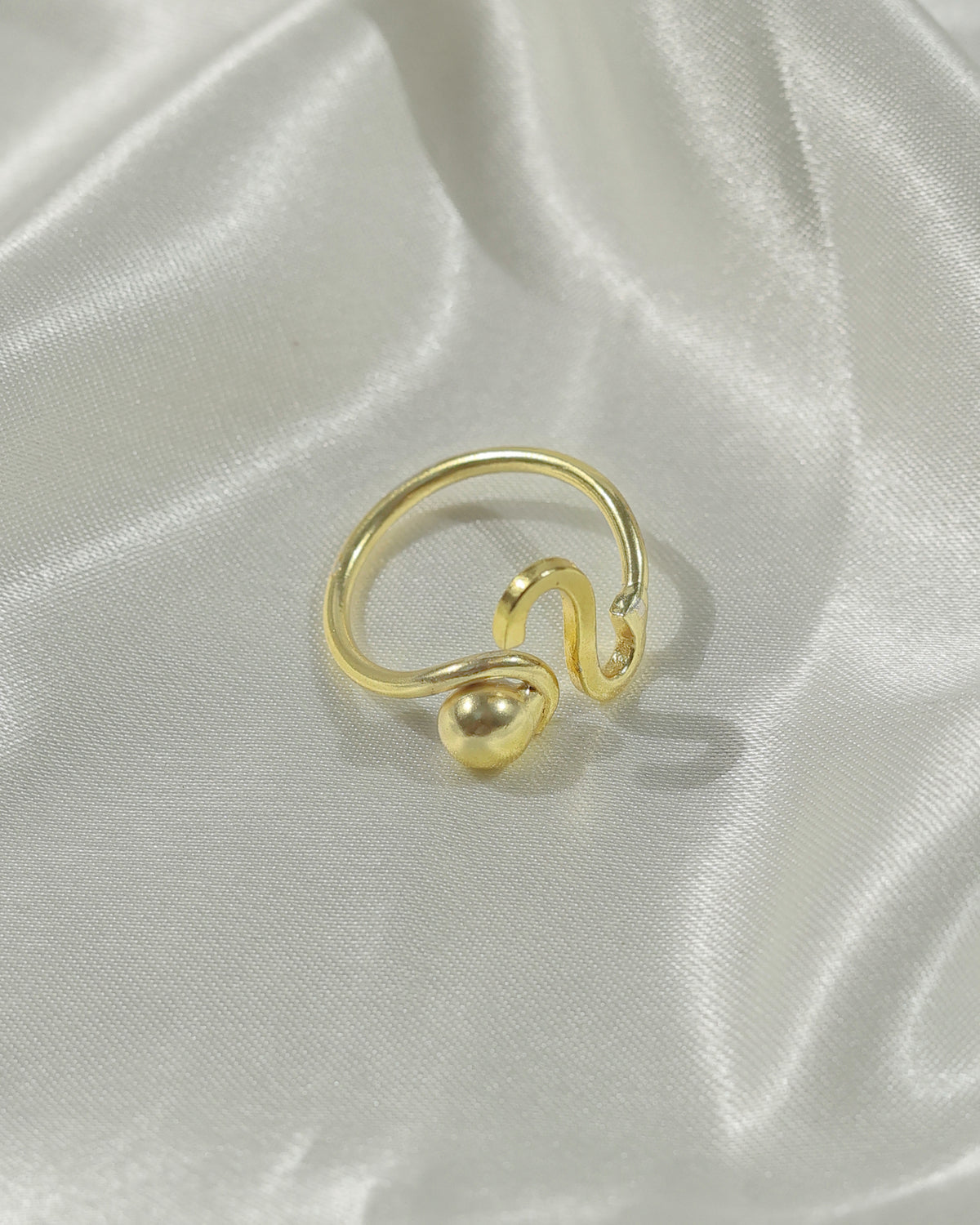 Serpent Curve Ring