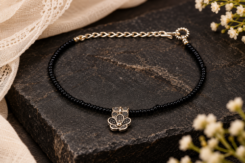 Black beaded silver-tone charm anklet product image 2