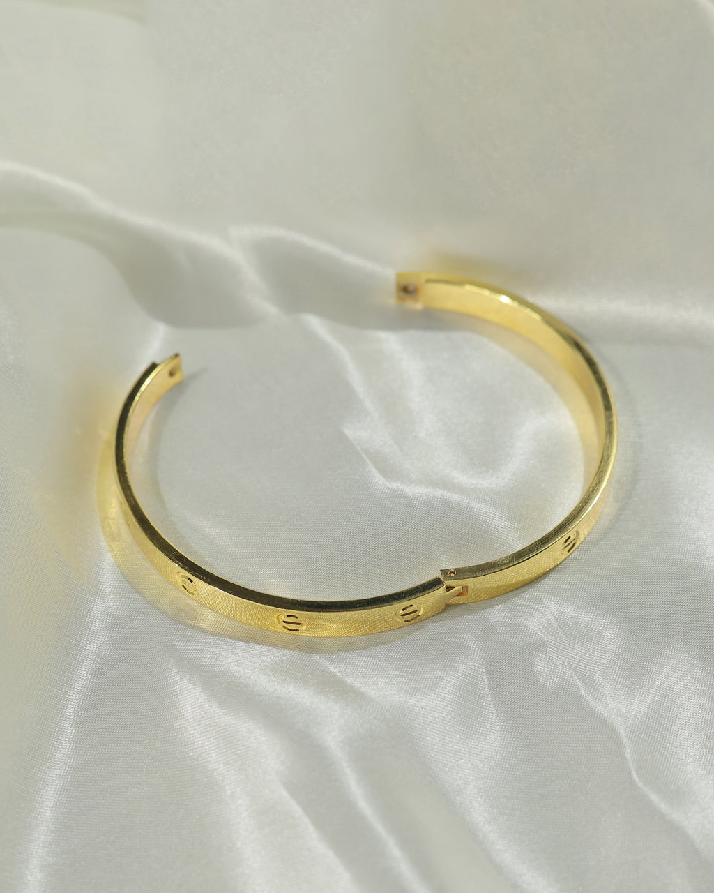 Minimalist Gold-Tone Screw Detail Open Cuff Bracelet