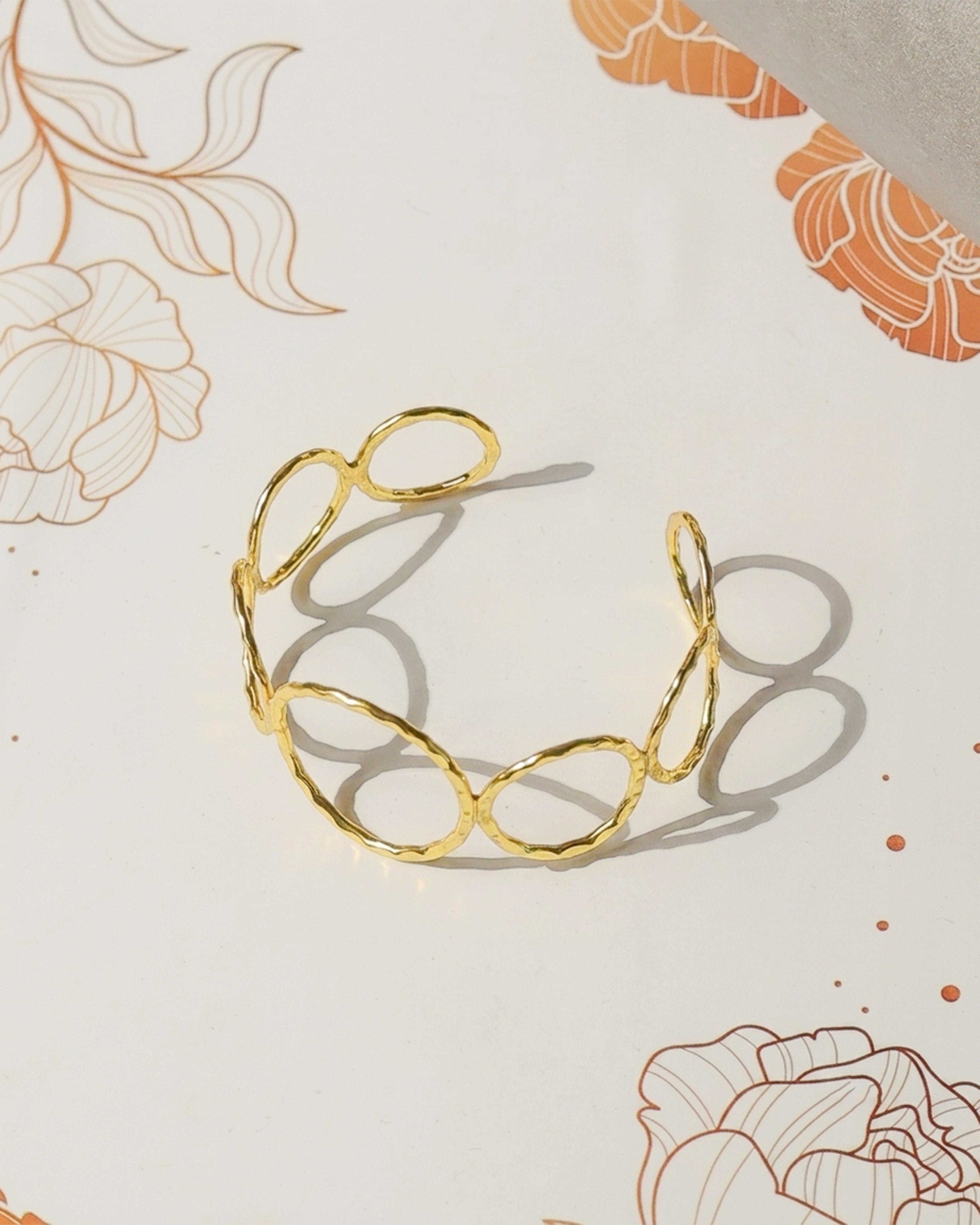 Interlocking Circle Brass Bracelet