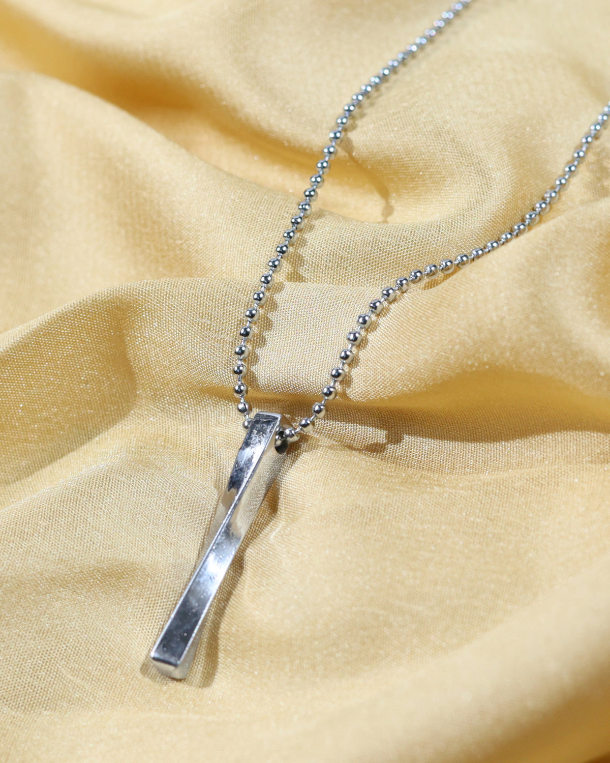 Bar Pendant Beaded Chain