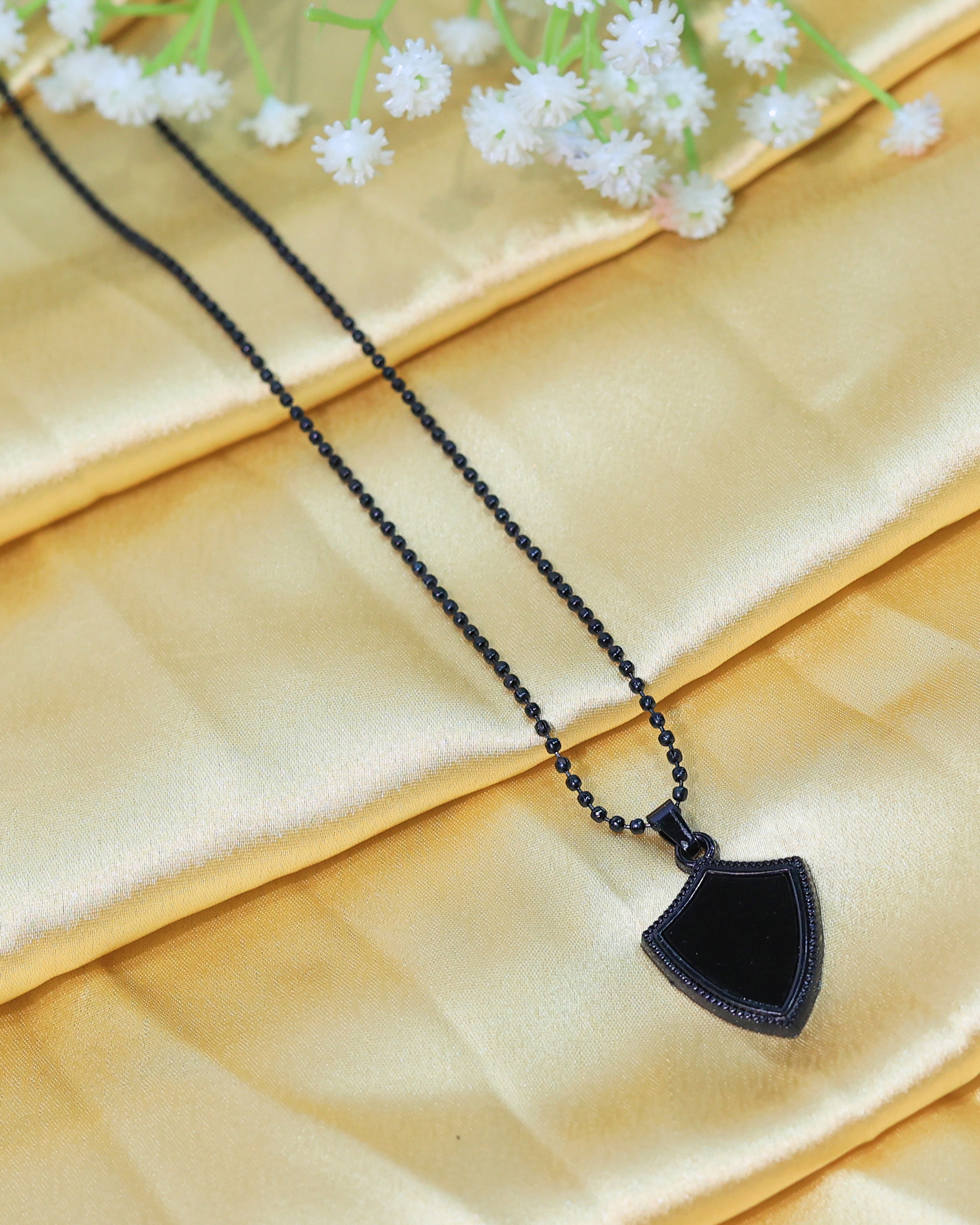 Contemporary Pendant Chain