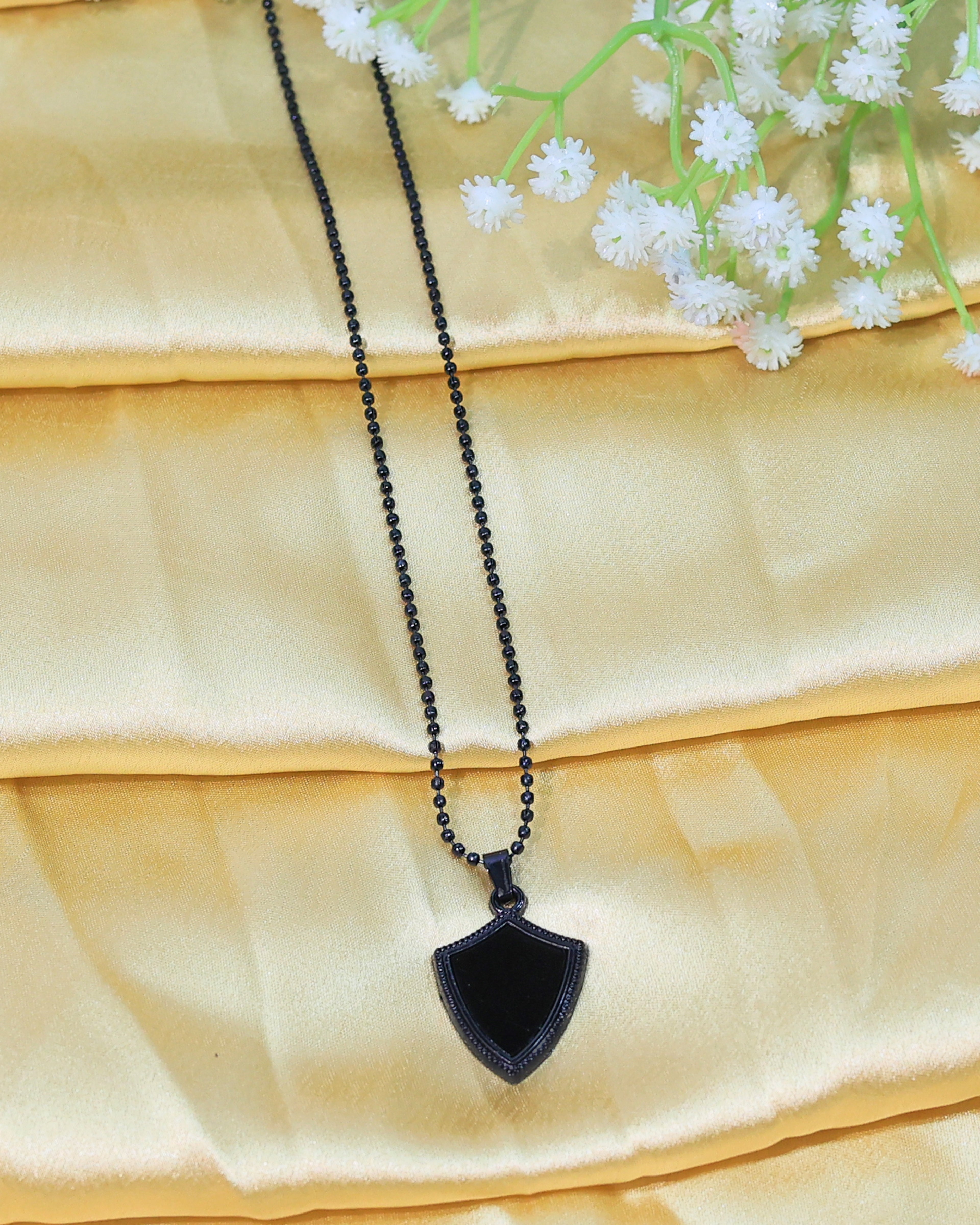 Contemporary Pendant Chain