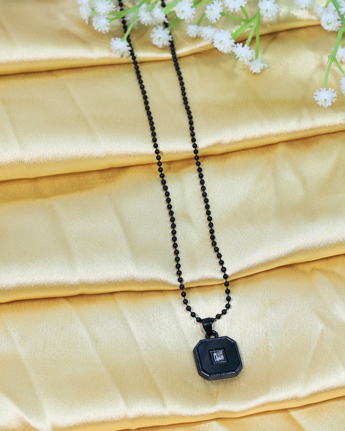 Black Octagonal Accent Pendant Chain