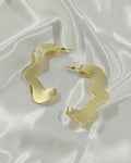 Textured Open Curve Stud Earrings