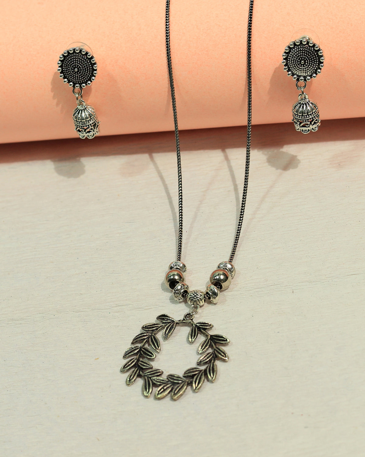 Oxidized Silver Leaf Wreath Necklace & Earring Set