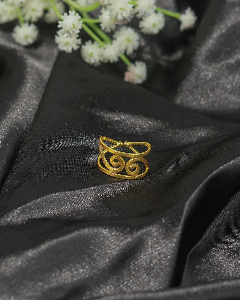 Golden Dual Sphere Open Ring