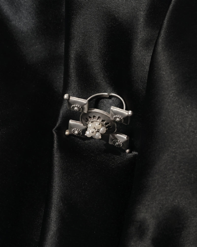 Four Petal Pearl Oxidised Ring