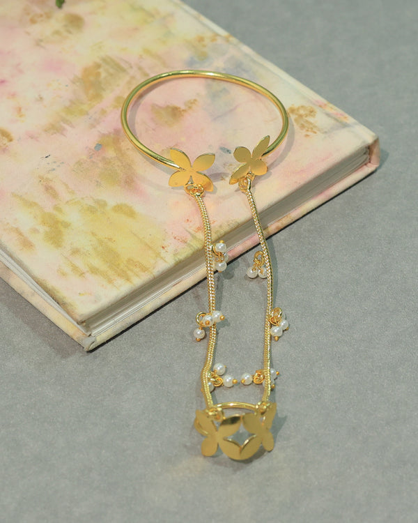 Golden floral hand chain bracelet ring