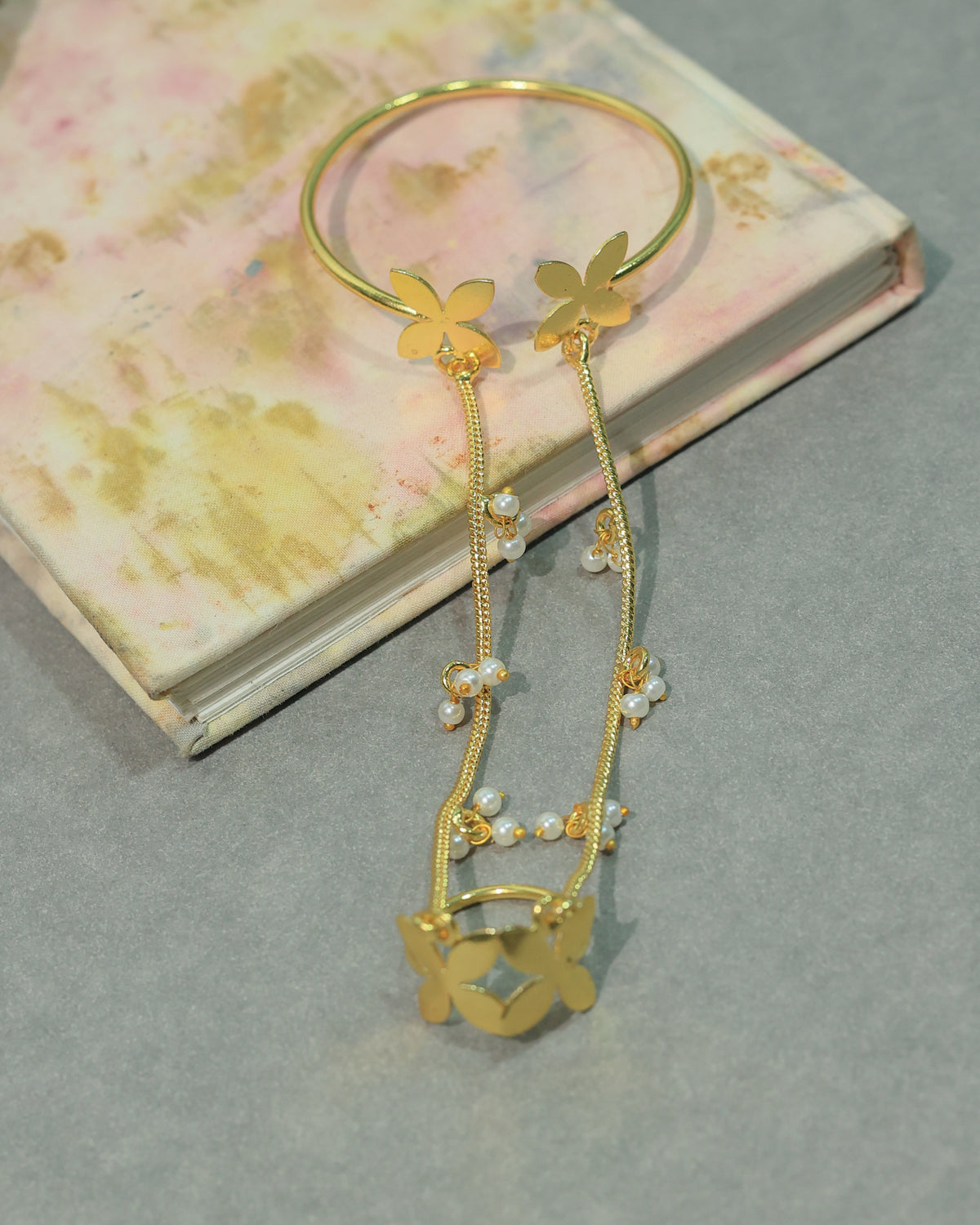 Golden Floral Hand Chain Bracelet Ring